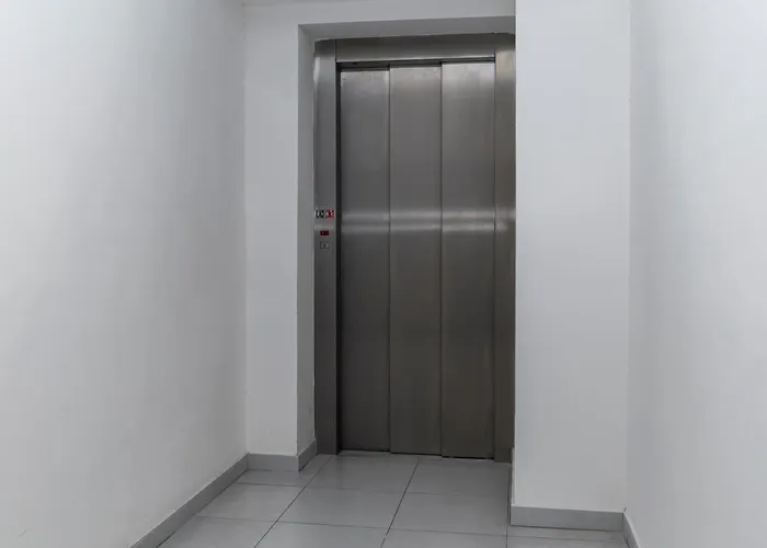 Appartement For Successful Businessman Praag